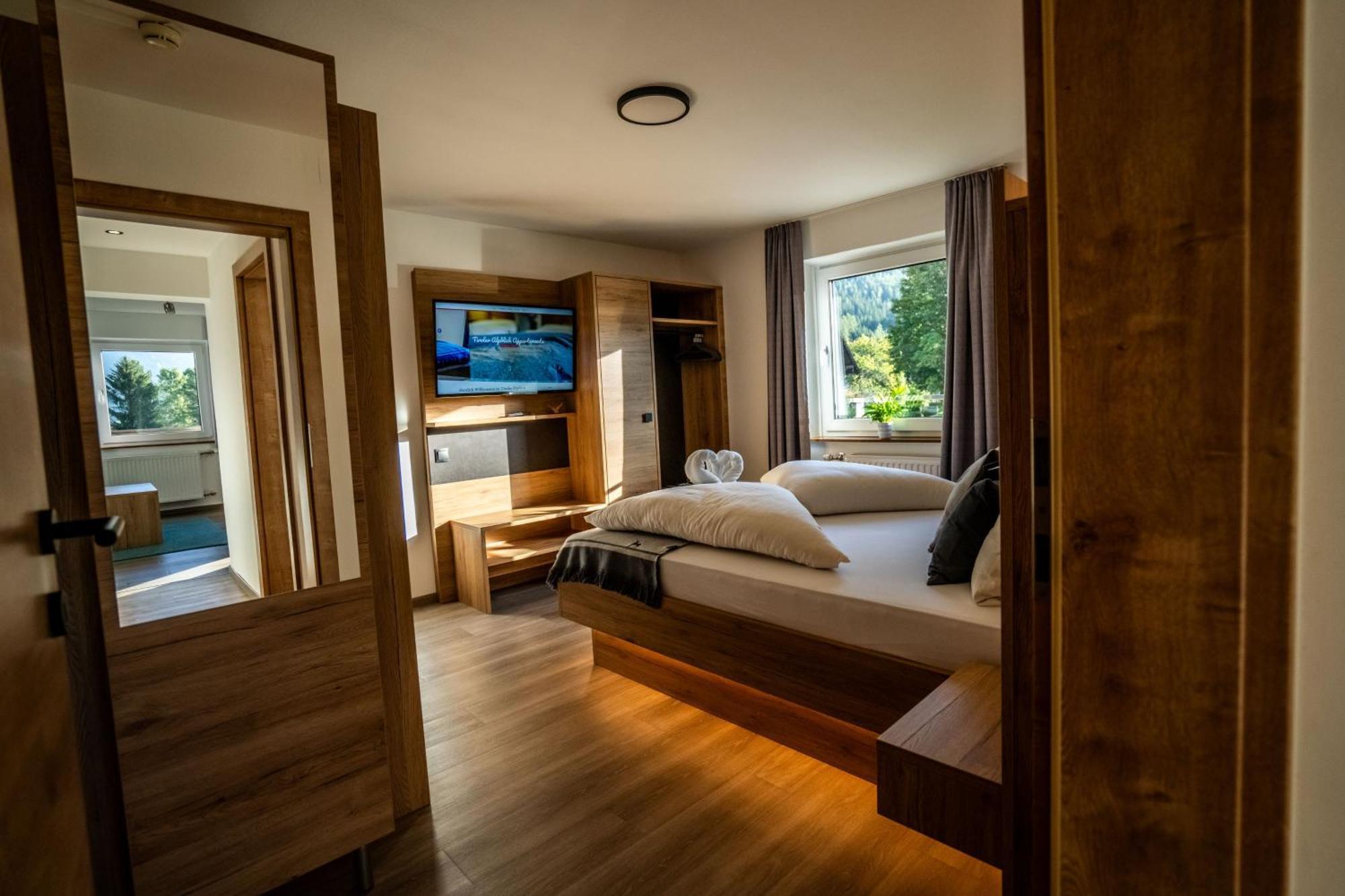 Tiroler Alpblick Appartements Ehrwald Eksteriør bilde